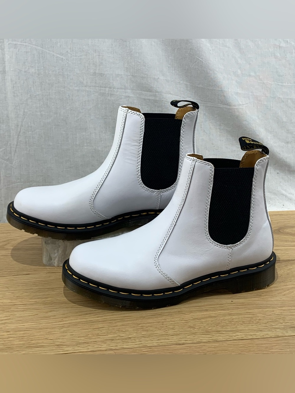 Dr. Martens 2976 White Leather Chelsea Boots Women's Size 11 NWOB Yellow Stitch
